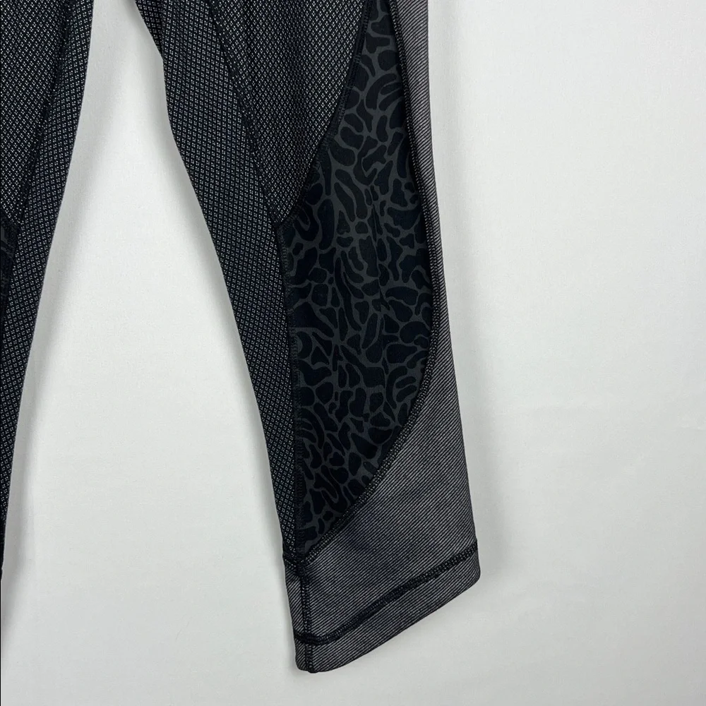 Lululemon Black and Gray Leggings‎